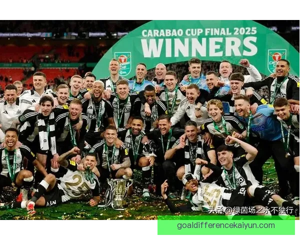 足球球星排行榜呈现出实力分布，核心球员状态持续提升值得关注。